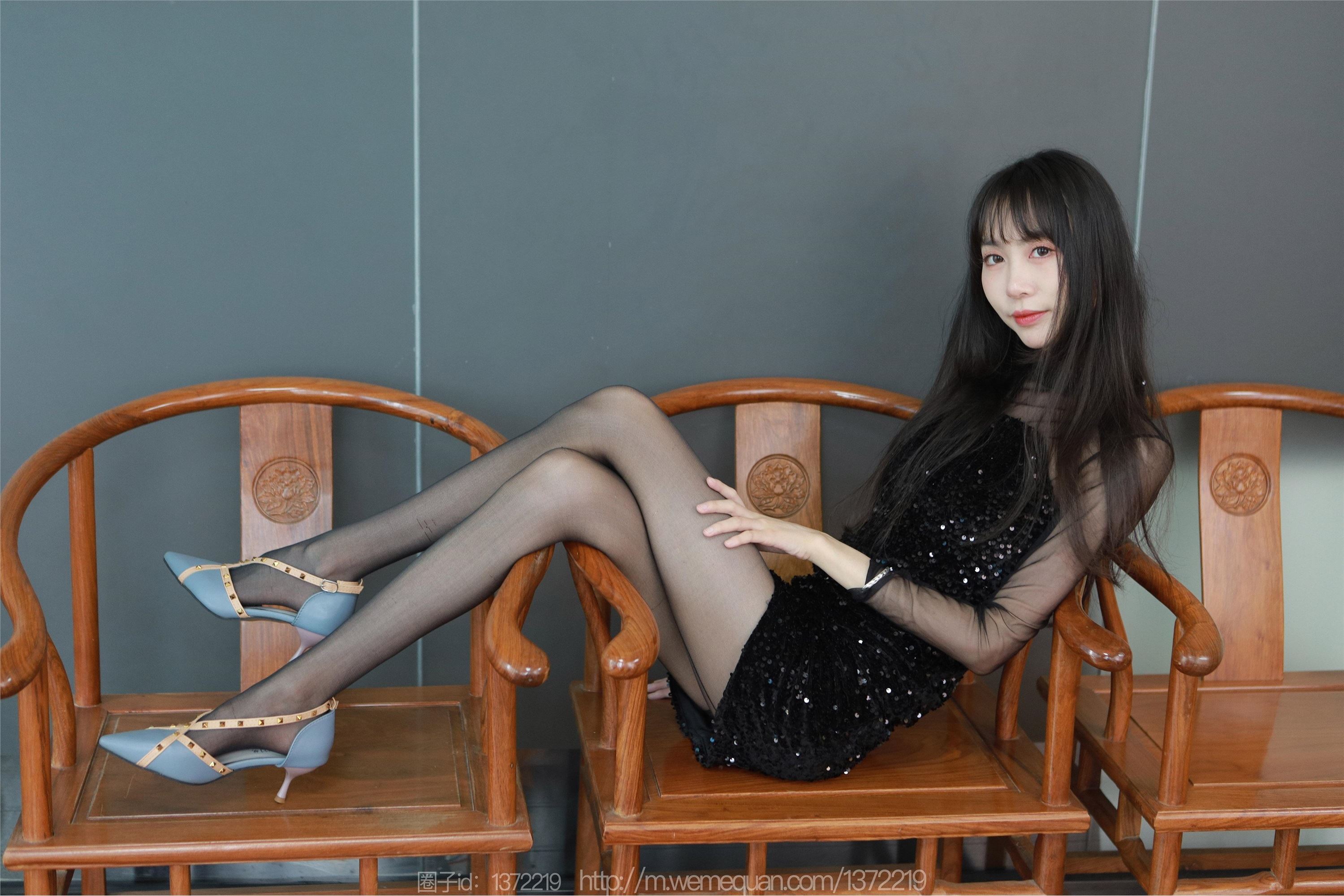 IESS异思趣向  2023.04.12 丝享家 1419 团团《亮片嘿丝裙》